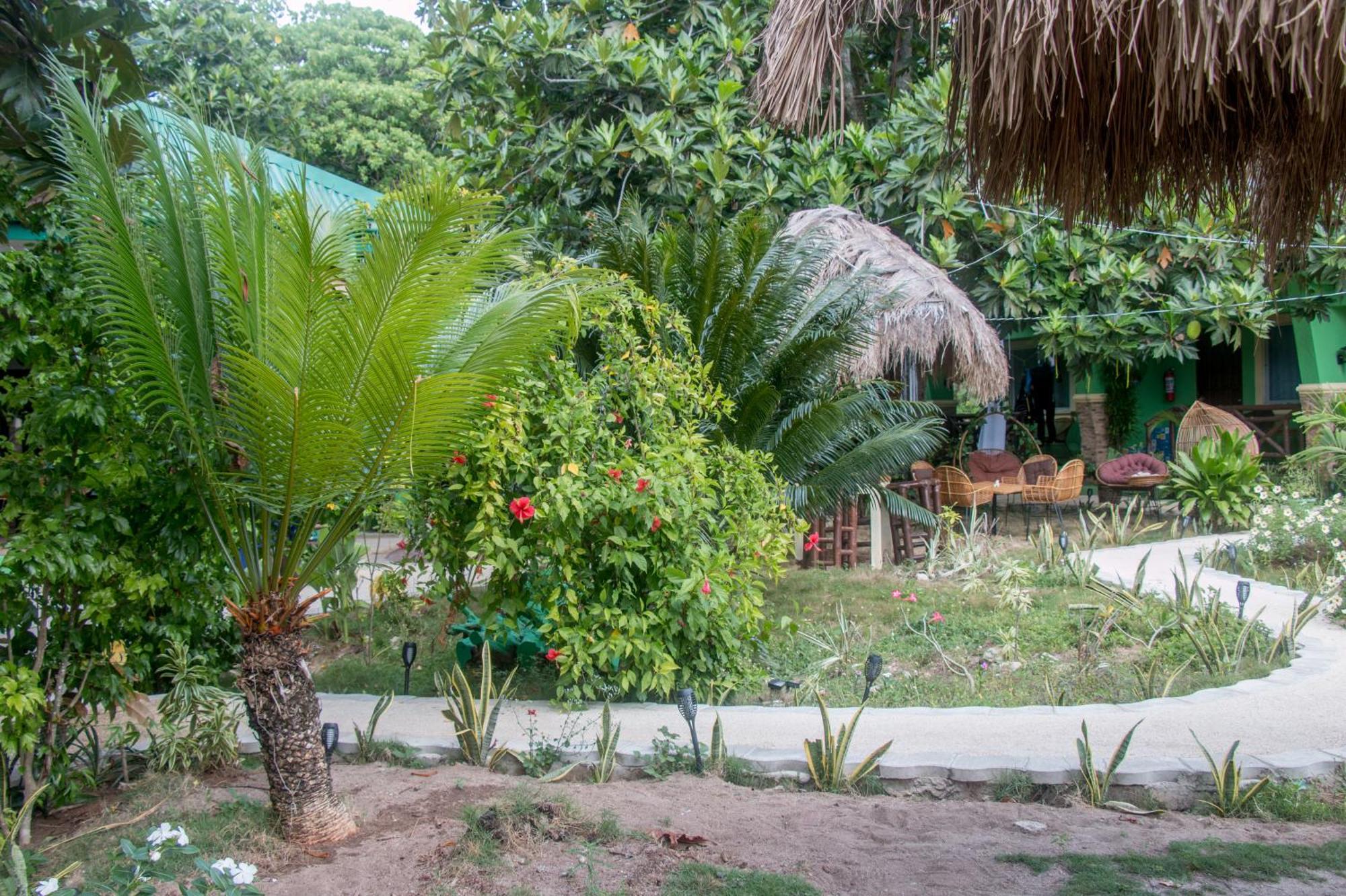 Moonlight Resort Isola di Malapascua Esterno foto