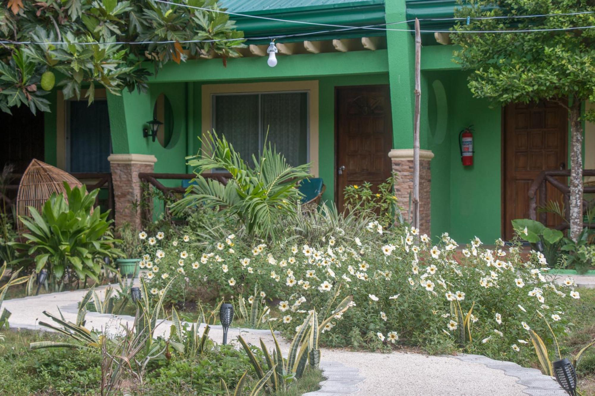 Moonlight Resort Isola di Malapascua Esterno foto